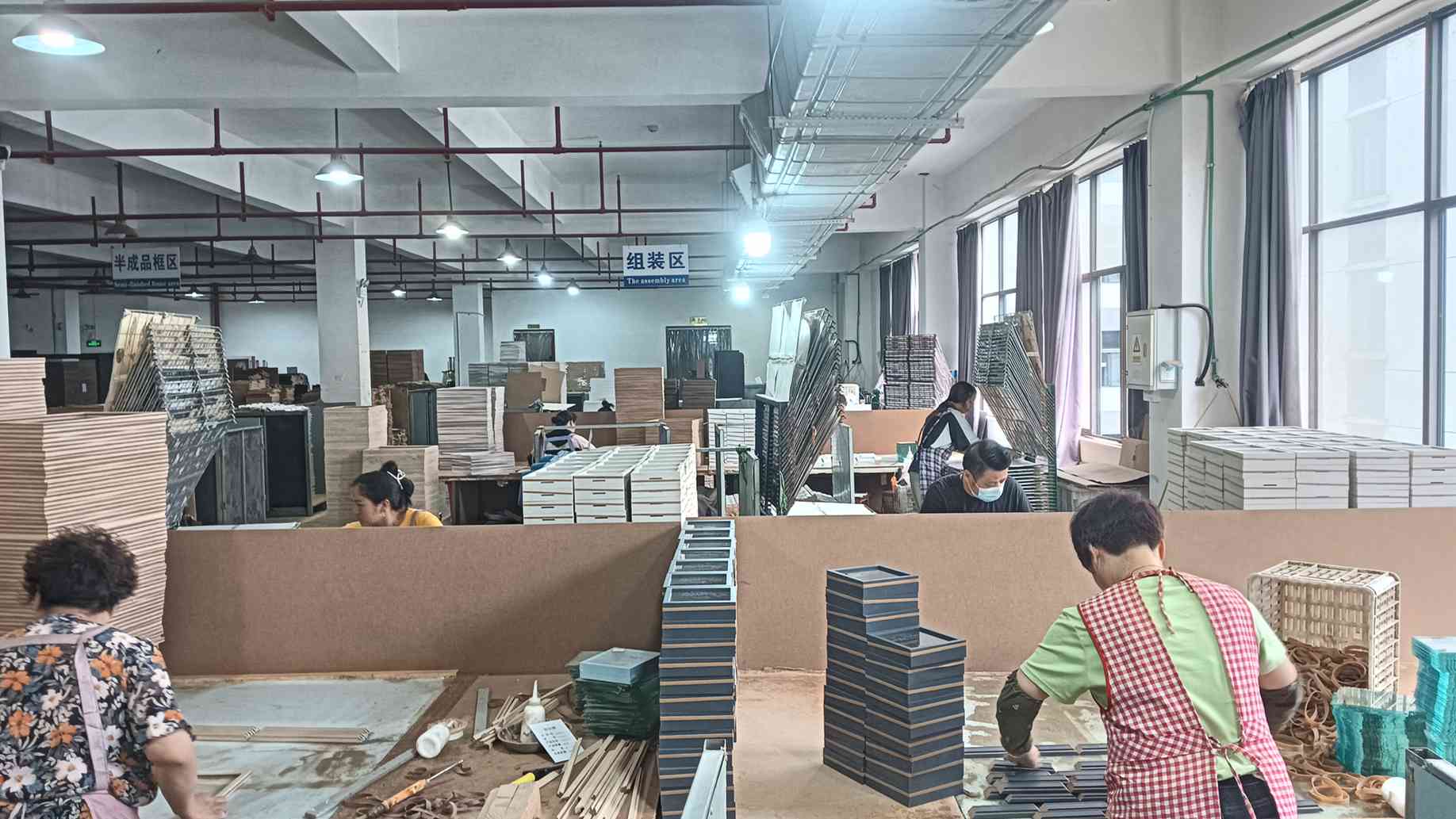 Ningbo Jinn Home Decoration Co., Ltd. Mirror