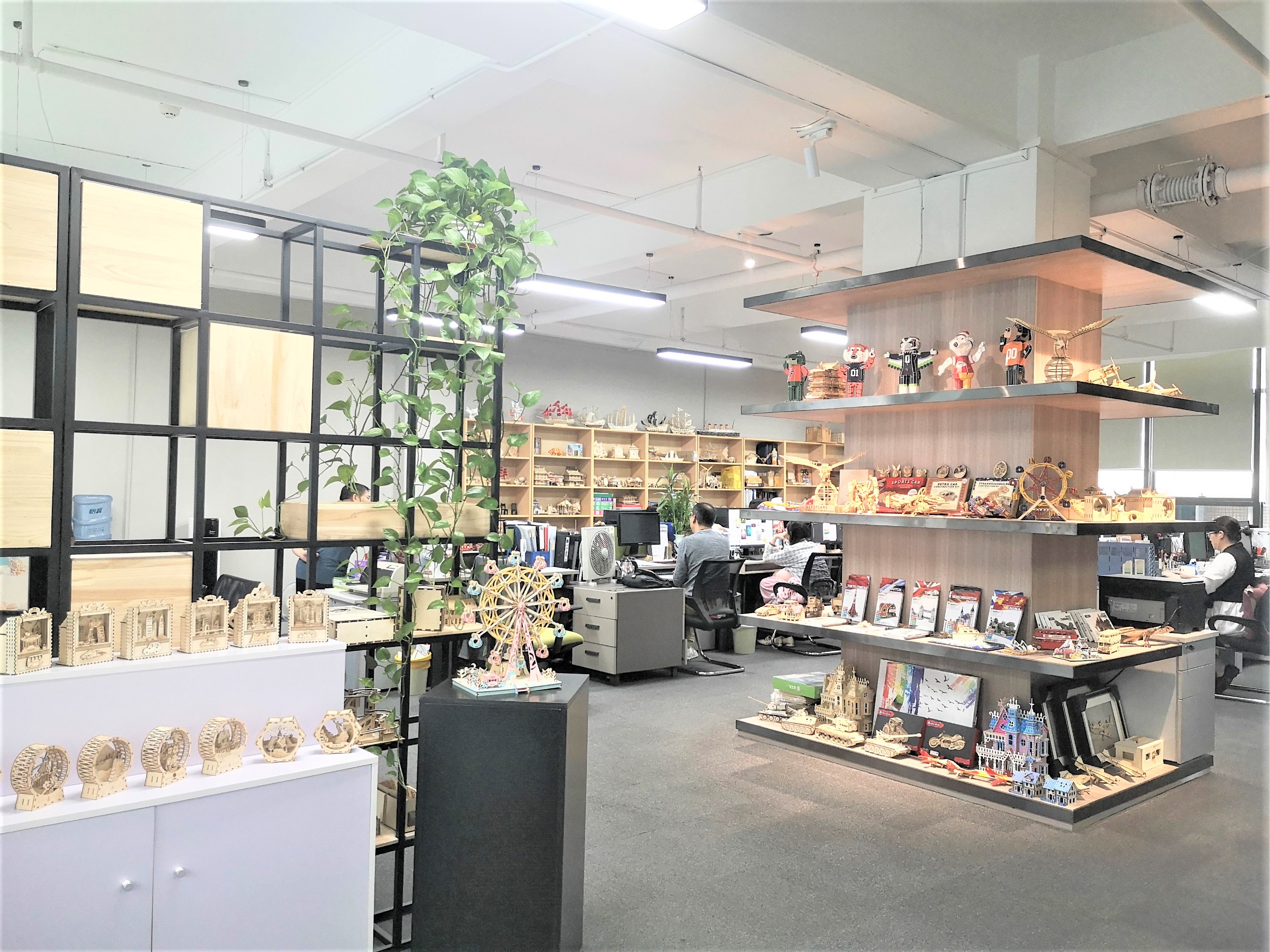 Guangzhou Sea-Land Toys Co., Ltd. Wooden Jigsaw Puzzles