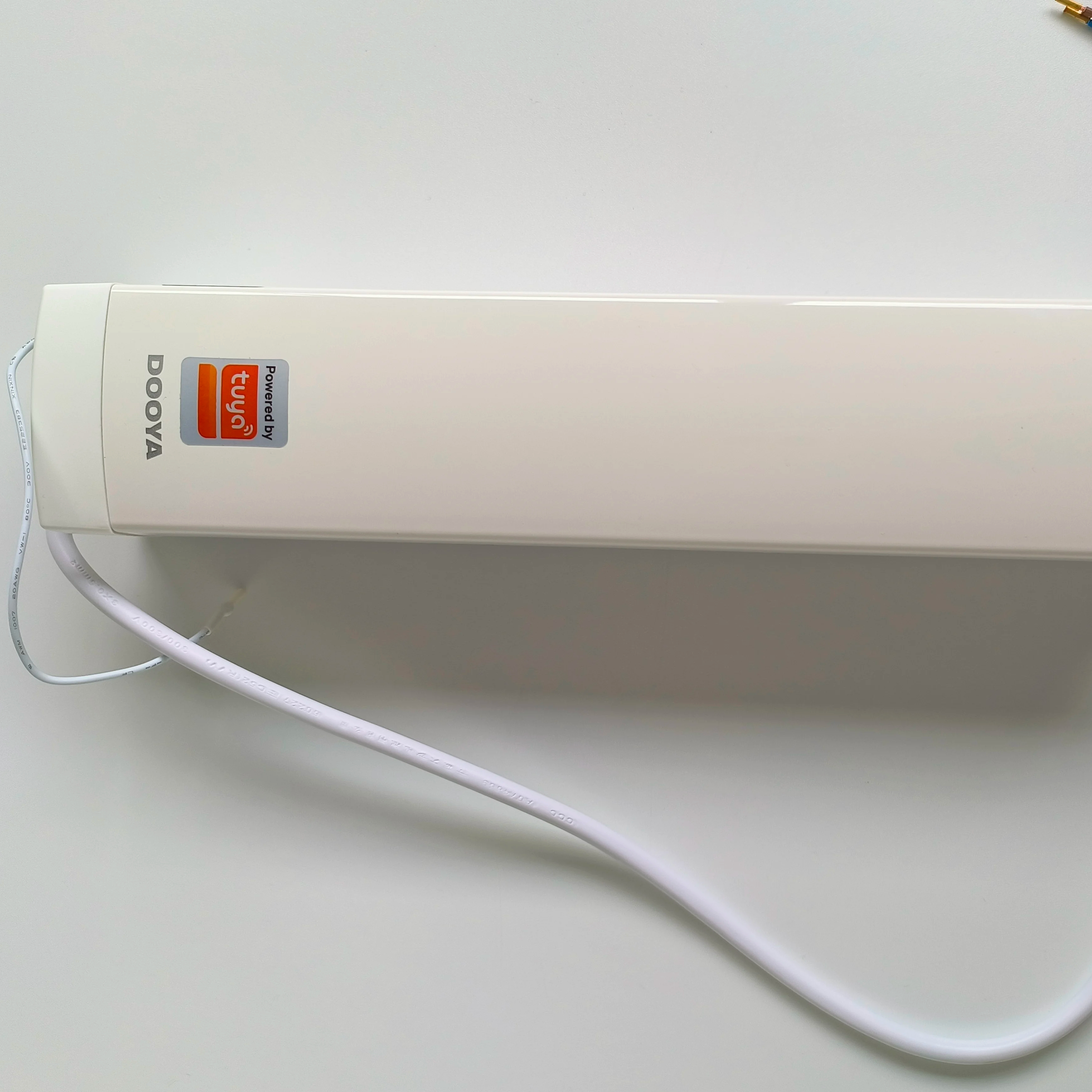 Wholesale Electric Smart Control Tuya Zigbee T11 Curtain Motor with Automatic Curtain Track Rails Work with Alexa Google Home