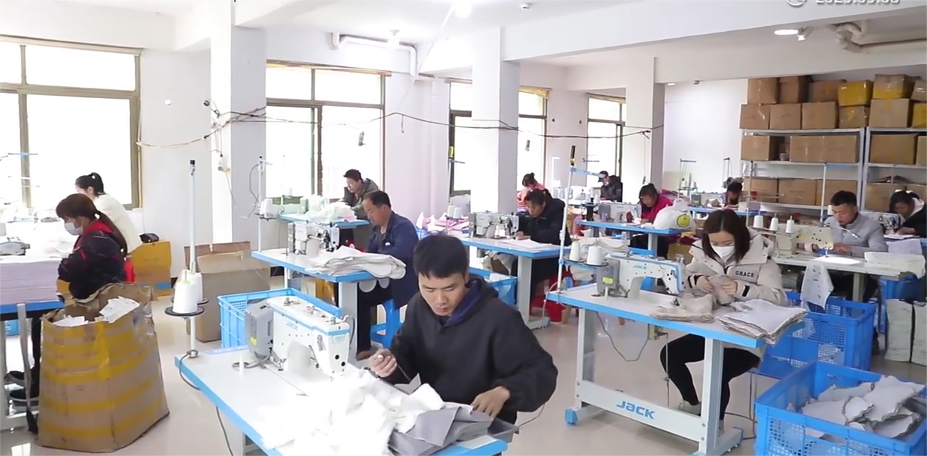 Yiwu Haoway Handicraft Co., Ltd. Christmas Decorations