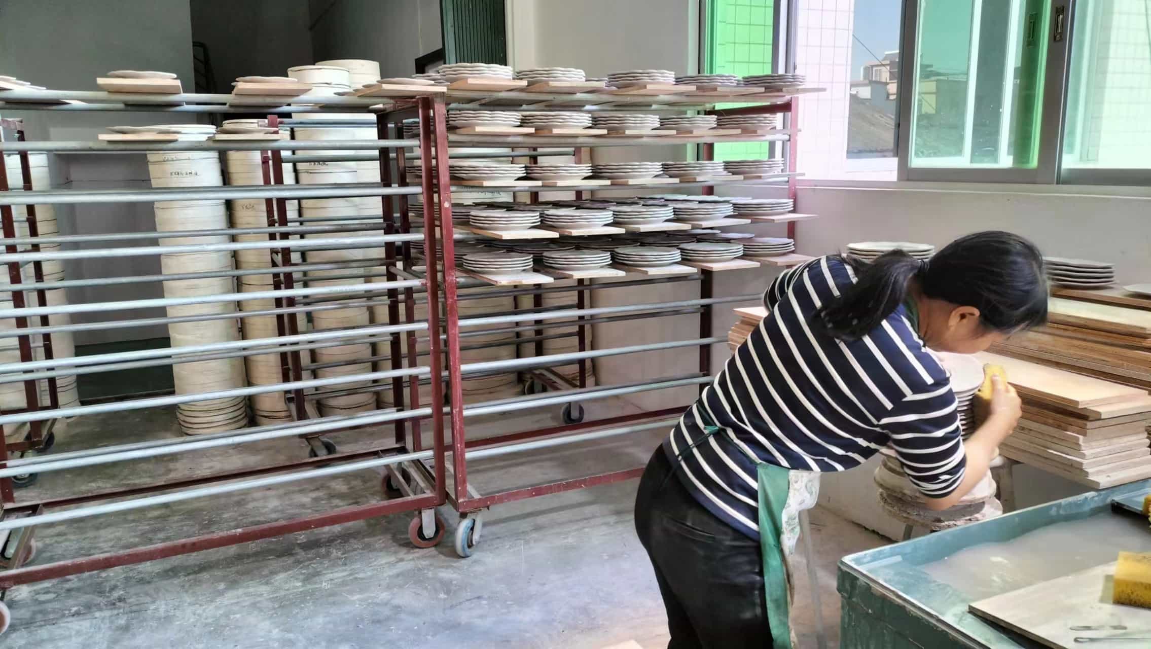 Yiwu Lelyi Arts And Crafts Co., Ltd. Tableware Set