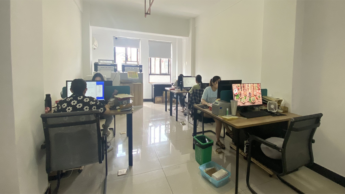 Quzhou Yecheng E-Commerce Co., Ltd. Paper Handicrafts