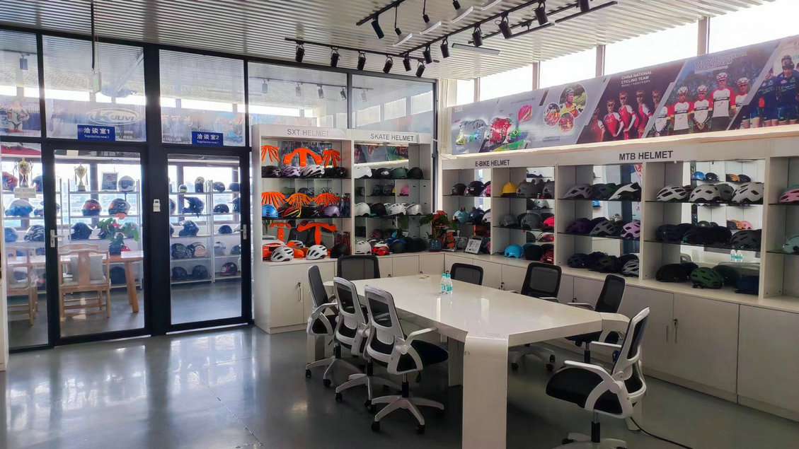Shunde Moon Helmet Co., Ltd Motorcycle Helmet