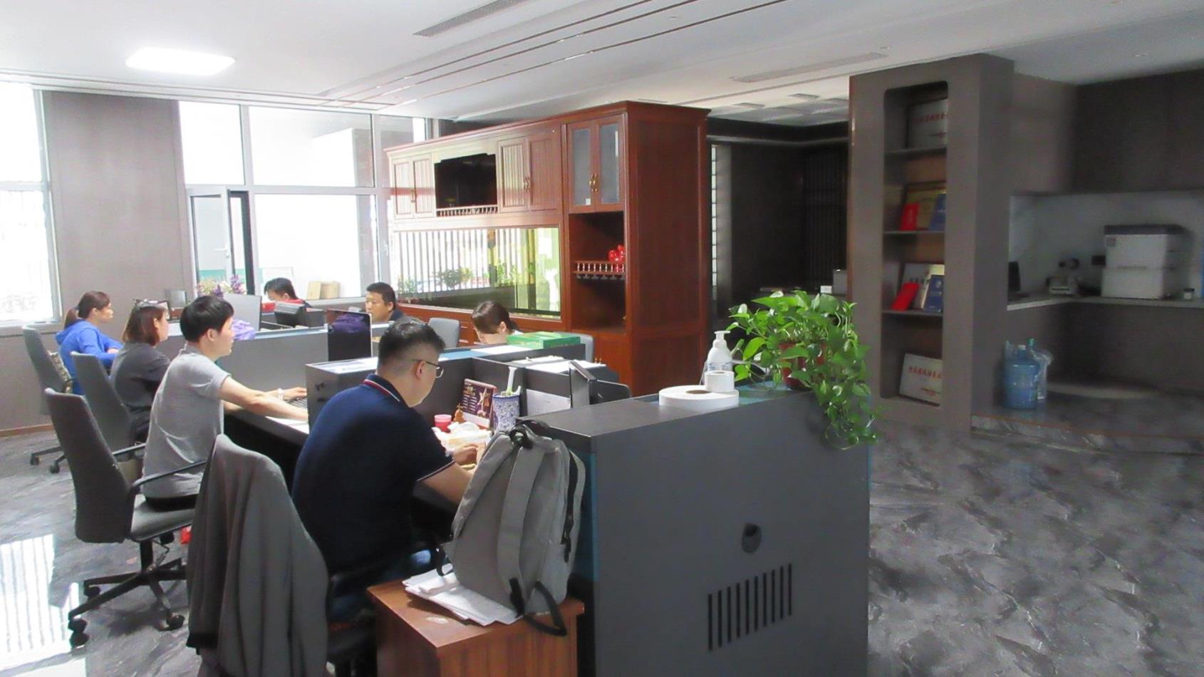 Shijiazhuang Tangyuan Forgery-Preventive Bar Code Printing Co., Ltd. Self-Adhesive Label