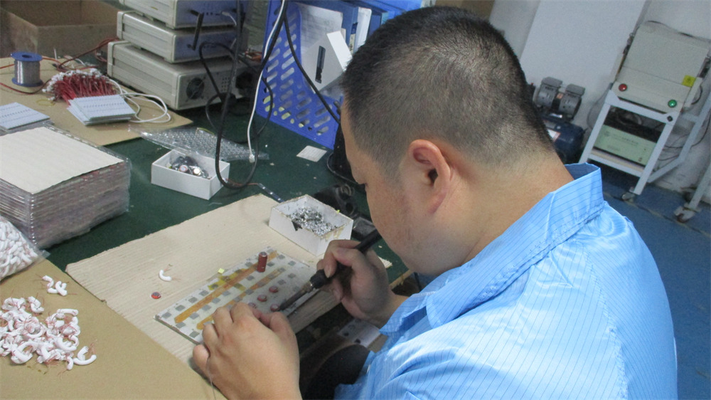 Shenzhen Xinbolong Technology Co., Ltd. Bluetooth Earphones