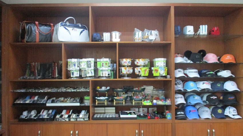Dongguan Max Golf Products Co., Ltd. Golf Cap