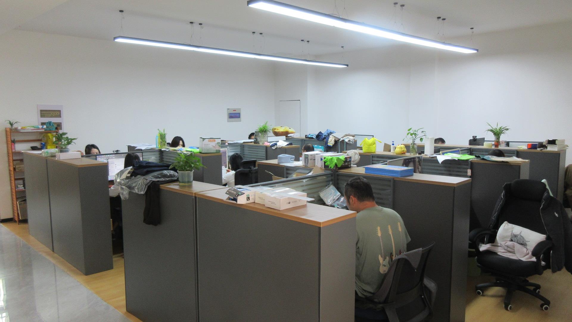 Suzhou Dreamcolor Scientic Protecting Co., Ltd. Medical Scrubs