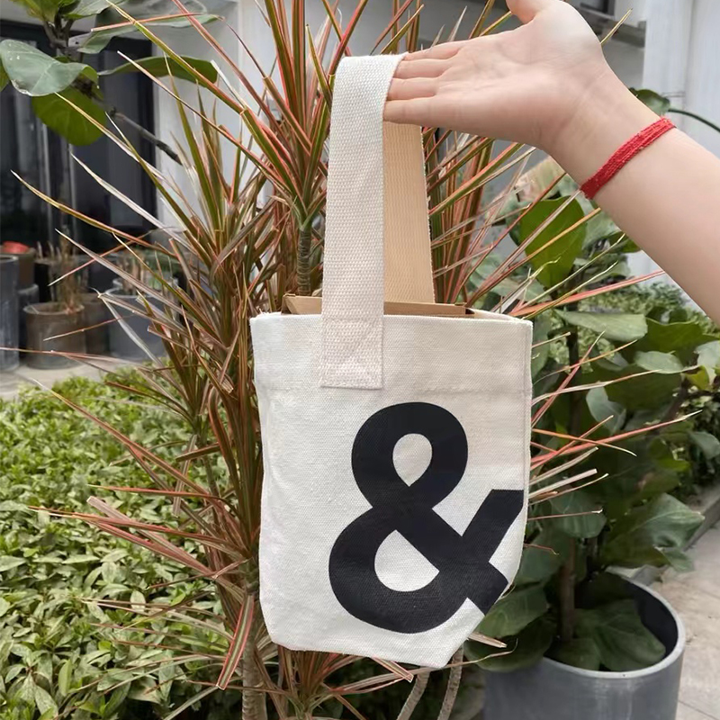 Wholesale Small MOQ high quality eco-friendly reusable small tote bag canvas cotton custom logo print shopping mini tote bag
