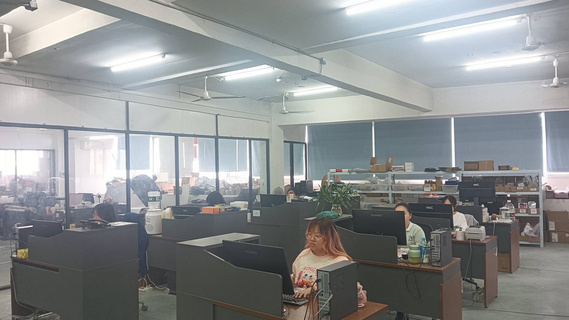 Yiwu Hot Electronic Co., Ltd. Digital Protractor