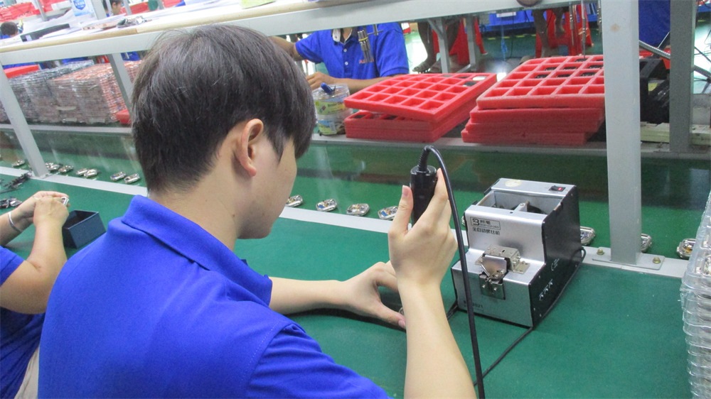 Shenzhen Quansheng Intelligent Electronics Co., Ltd. Smart Bracelet