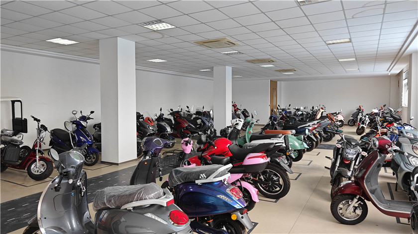 Wuxi Tenghui Electric Vehicles Co., Ltd. Electric Tricycle