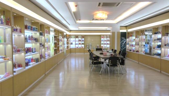 Zhejiang Qianfei Enterprise Co., Ltd. Body Mist