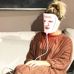 Medical Led Treatment 7+1 Colors Infrared 850nm Led Facial Mask 660nm Face Red Light Therapy Mask