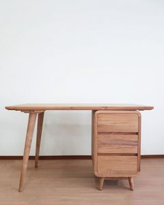 High Quality Modern Solid Wood Office Desk With Drawers For Home Office Furniture Executive Desk