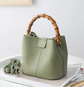 OEM handbag guangdong factory Fashion ladies new design bucket bag women satchel handbag with bamboo handle