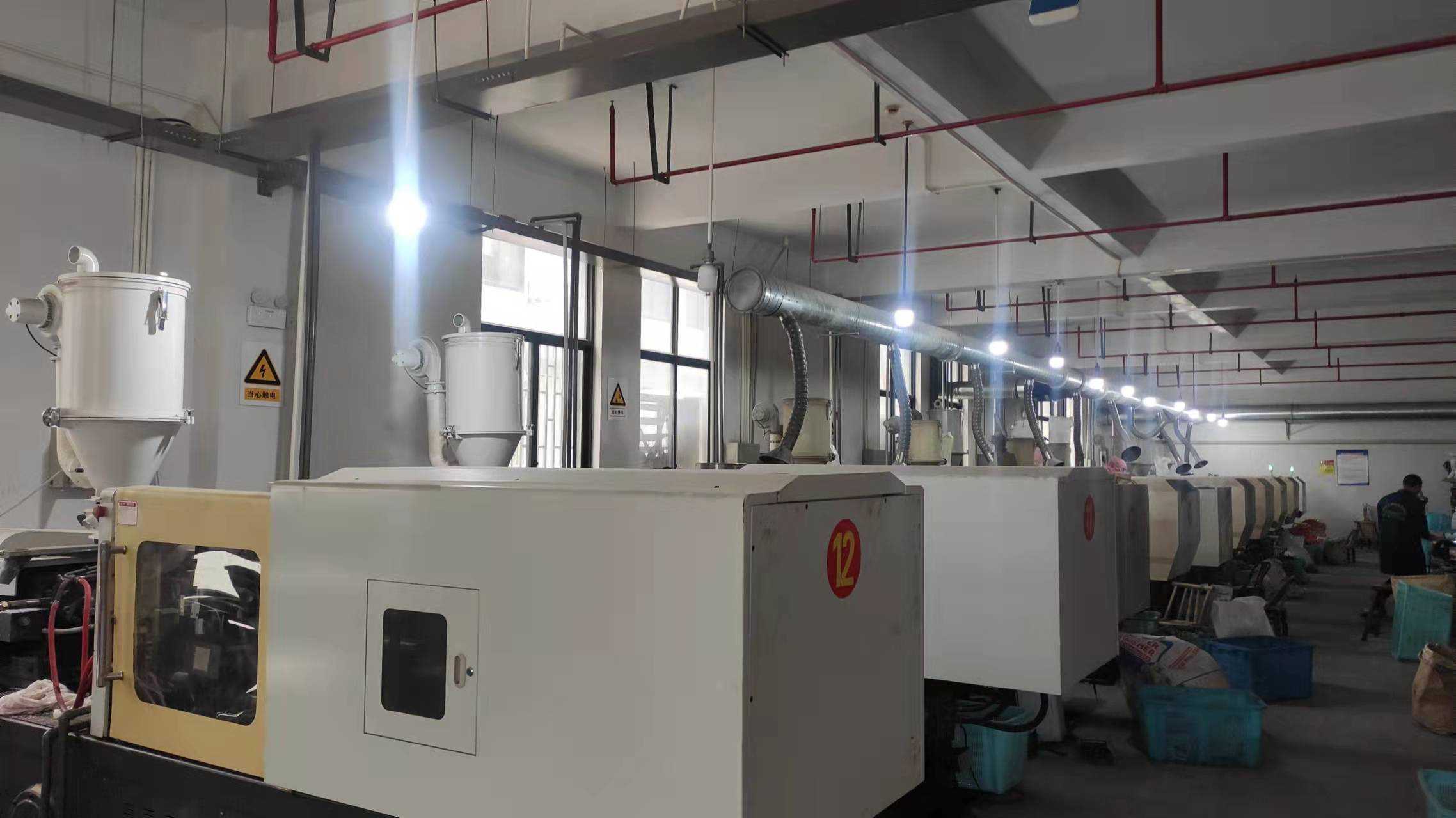 Yiwu Jinshi Trading Co., Ltd. Sports glasses