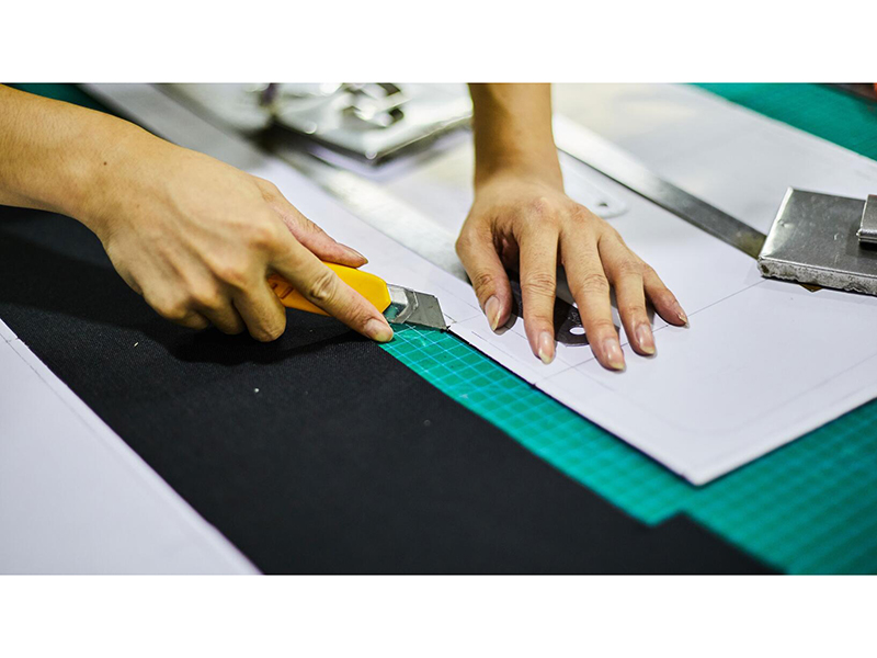 Emat (Quanzhou) Imp. & Exp. Trading Co., Ltd. Footwear