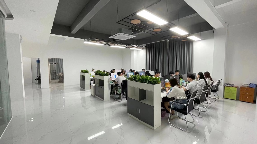 Guangzhou Qianshengchencai Cosmetics Co., Ltd. factory image 2