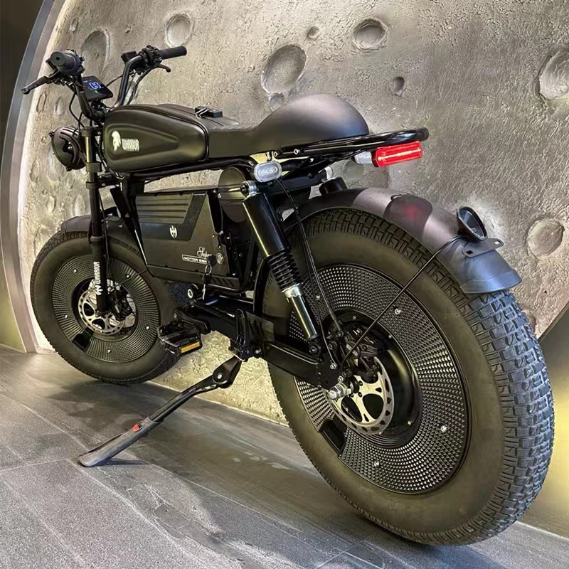 Hefei Anyucheng Electric Technology Co., Ltd. us/eu stock Top Fashion 72V Two-Seater Electric Racing Motorcycle 3000W Motor Power 80km/h Max Speed Electric Sport Bike