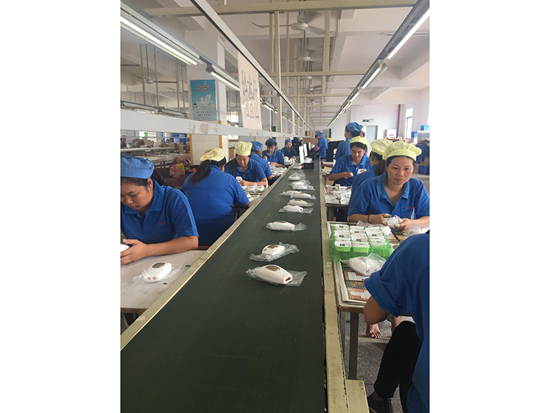 Kam Yuen Plastic Products Ltd. Facial Beauty Massager