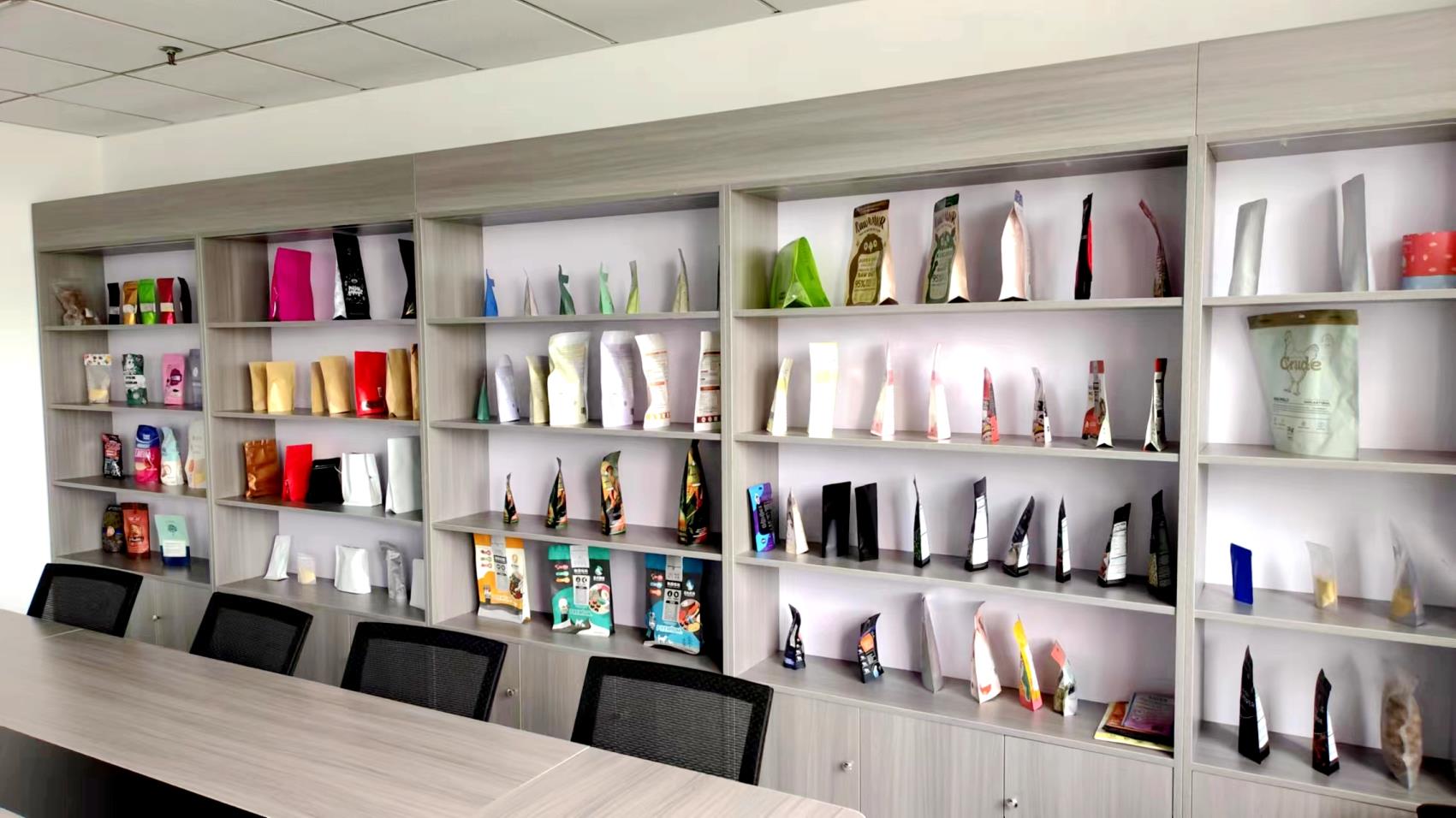 Shijiazhuang Lingjie Trading Co., Ltd. Kraft Bag