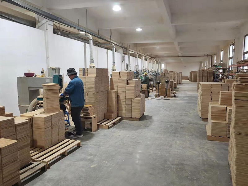 Ningbo Runtop Daily Commodities Co., Ltd. factory image 2