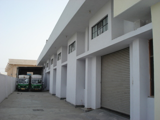 R K INTERNATIONAL factory image 2