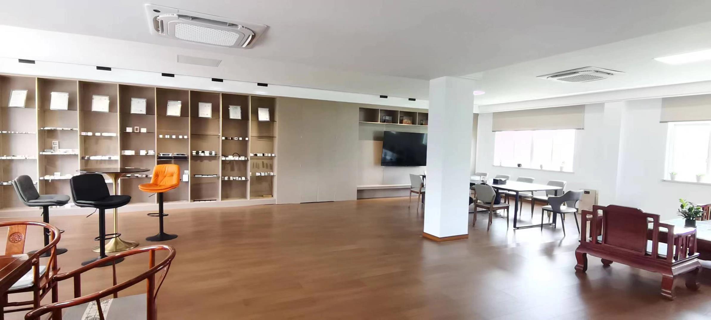 Zhejiang New Epoch Communication Industry Co., Ltd. Smart panel switches