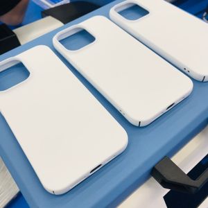 FORWARD Amazon Hot Sale DIY Matte Phone Case Heat Transfer Customizable Film Phone Case 3D Sublimation Phone Case for iPhone