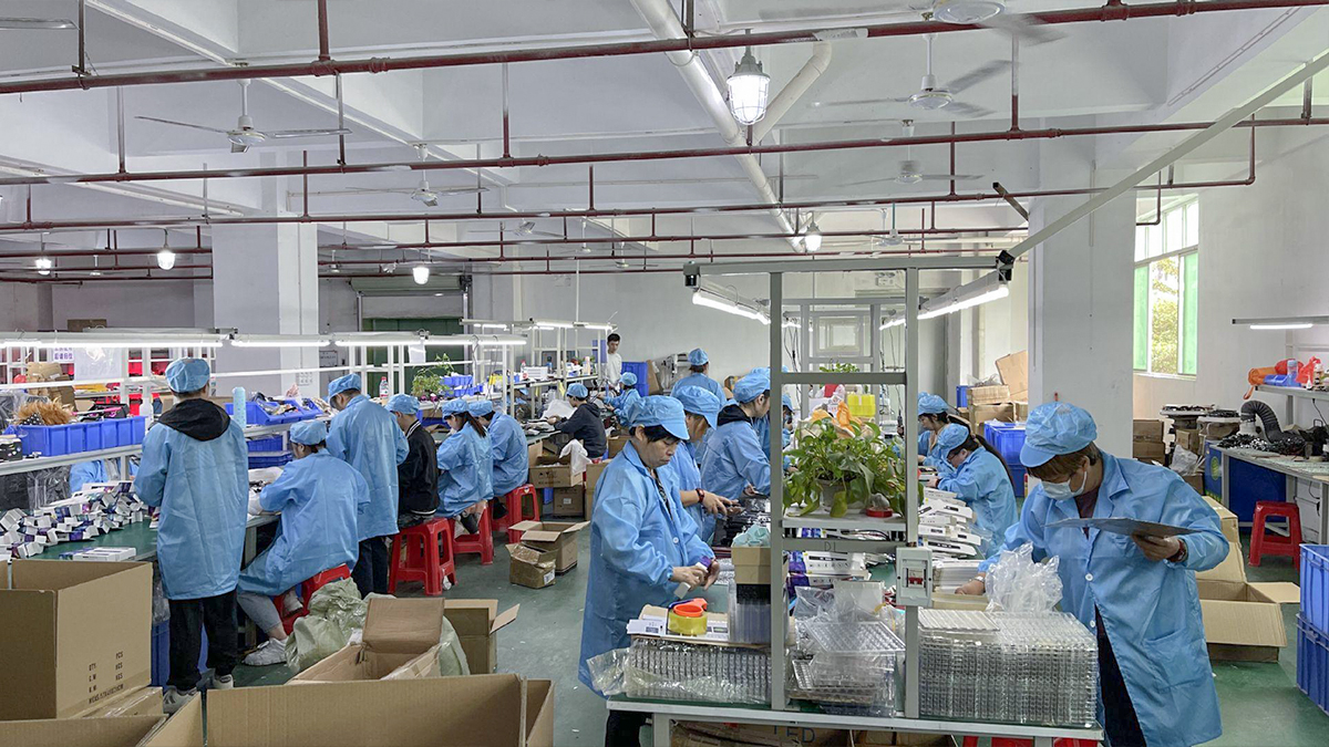 Shenzhen Yijuge Houseware Co., Ltd. Projector lamps
