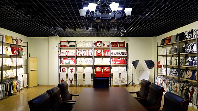 Haining Lianheng Textile Co., Ltd. factory image 1