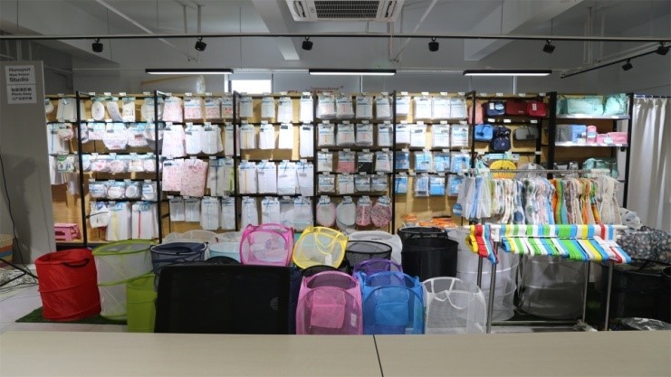 Ningbo Eightys International Co., Ltd. Plastic Clothes Pegs