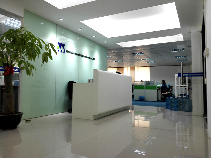 Guangzhou Wonderfone International Co., Ltd. Mobile phone LCD screens