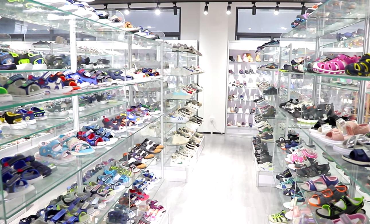 Taizhou Linfeng Shoes Co., Ltd. factory image 6