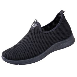 Lightweight slip on men's mesh summer loafers shoes slip on walking style shoes for men summer