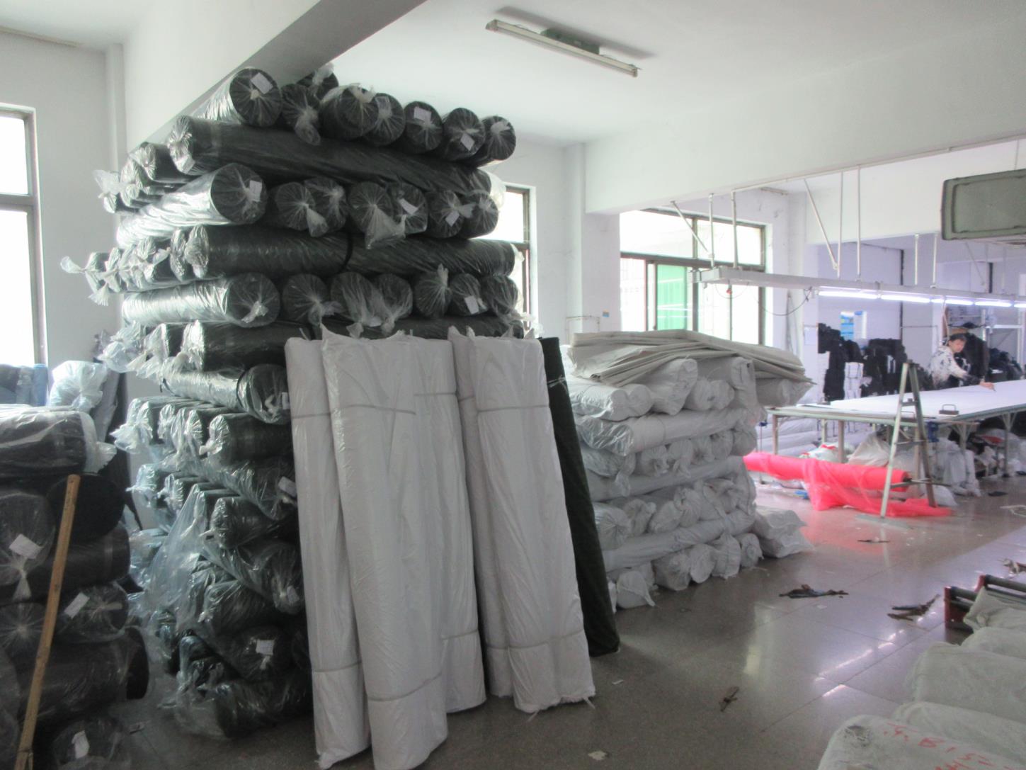 Dongyang Dongshun Clothing Co., Ltd. Business Suits