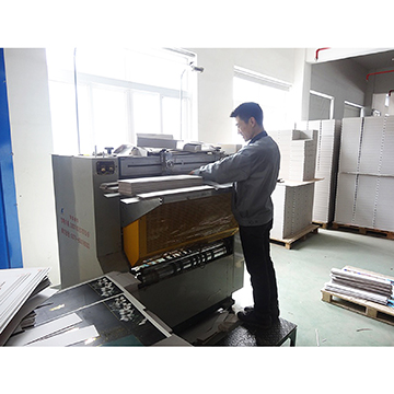 Ningbo Yuteng Packing Products Co., Ltd. Gift Boxes