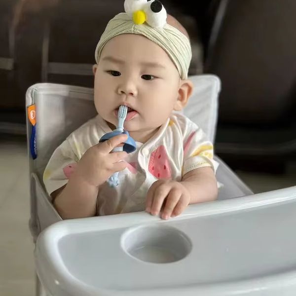 360 degree Food Grade Silicone Infant to Toddler Training Baby Toothbrush Set Teether For First Stage Second Stage