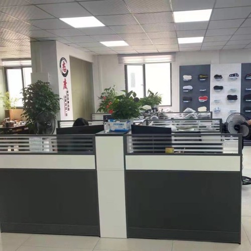 Chengdu Ahmed Shoes And Hats Sales Co., Ltd. Women's sandals