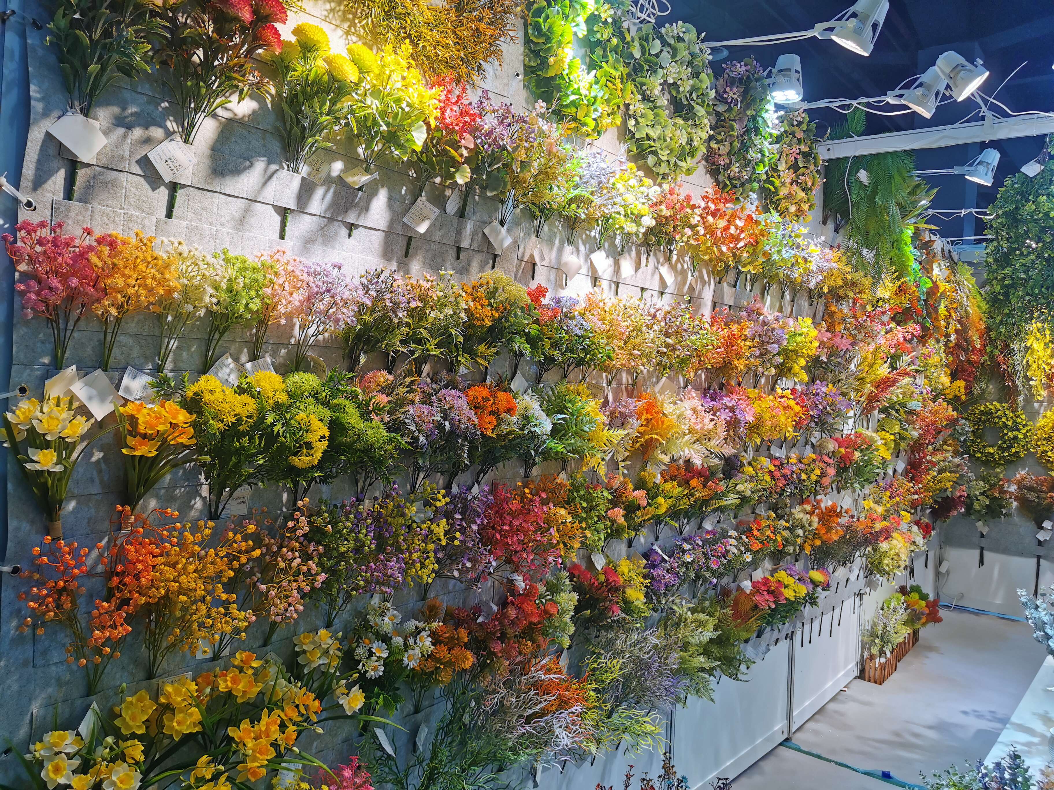 Shantou City Chaonan District Chendian Shun Jing Simulation Flower Firm factory image 1