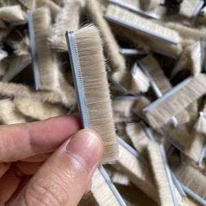 Customized Industrial Cleaning Sealing Wool Brush Strip
