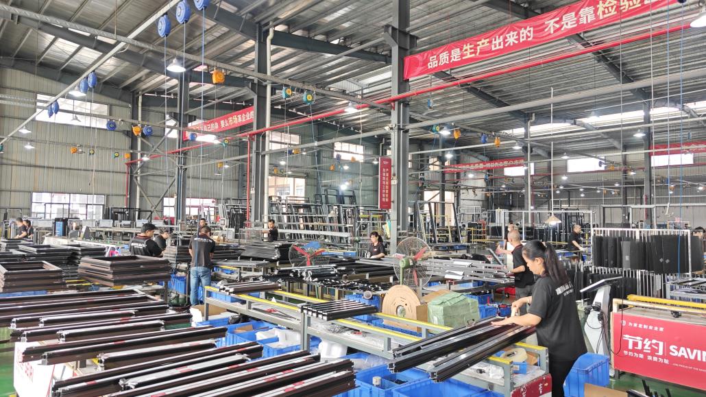 Foshan Hifun Home Building Materials Co., Ltd. Aluminum windows
