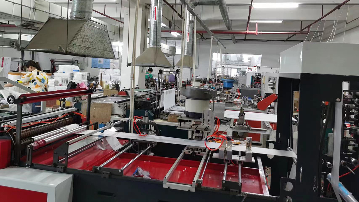 Xiamen Fengbai Plastic Co., Ltd. Plastic Packaging Bags