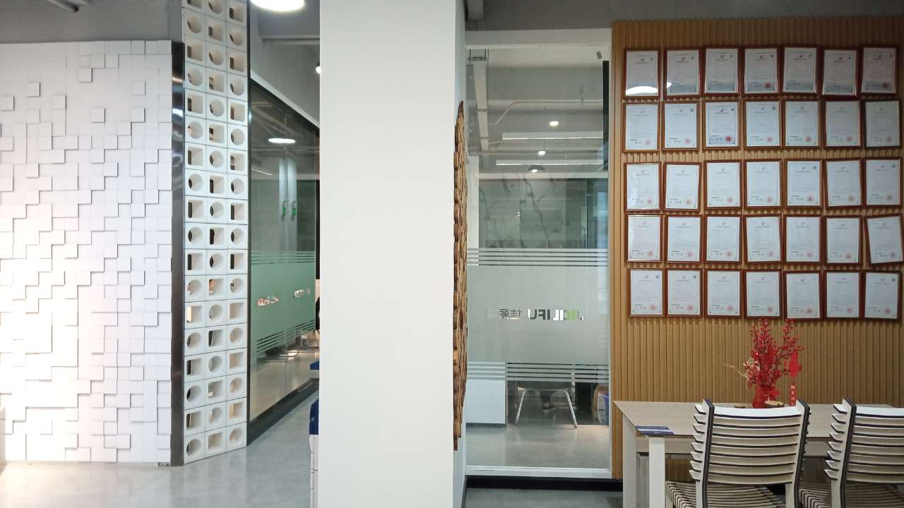 Jialifu Panel Industry (Guangzhou) Co., Ltd. Compact Laminate Panel