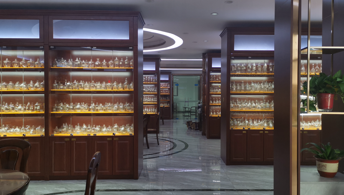 Shandong Keystone Import and Export Trade Co., Ltd. Wine Bottles