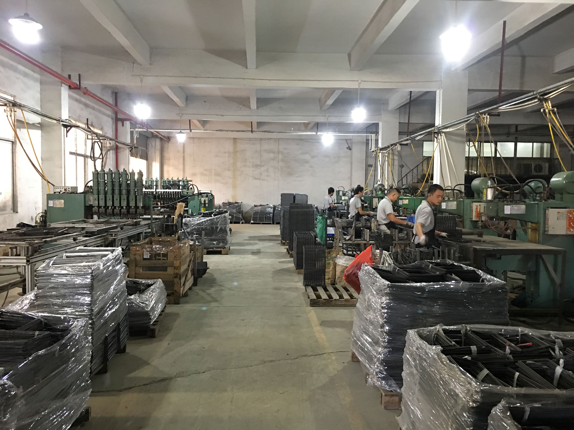 Hunan Province Xu Jie Household Products Co., Ltd. Kitchen storage rack