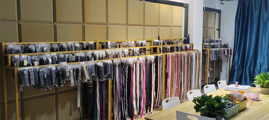 Yiwu Beyond Aparrel Co., Ltd. Woven Belt