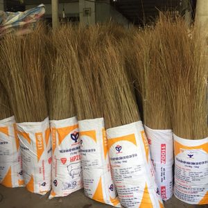 COCONUT BROOM STICK BEST PRICE - RAW MATERIAL TO MAKE BROOM -- HP 0084 917 476 477