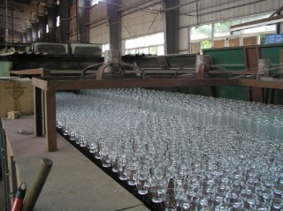 Guangzhou Jingwei Glassware Co., Ltd. Glassware