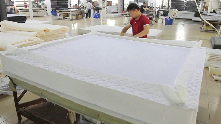 Foshan Mengbailing Technology Co., Ltd. Memory Foam Mattress